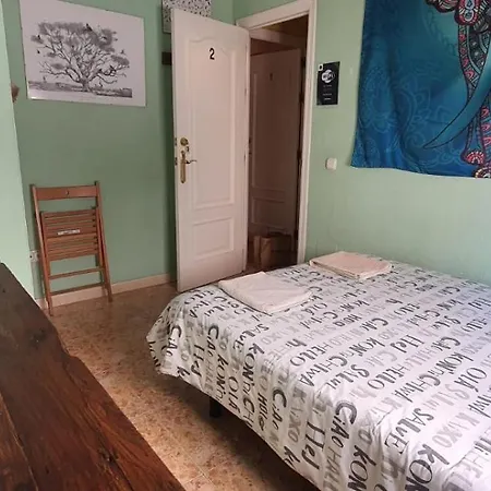 Habitación En Casa Compartida * Huelva