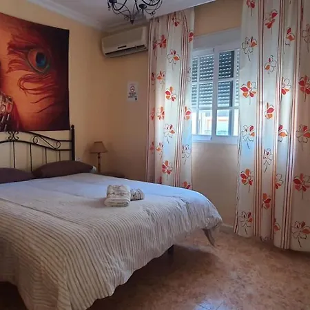 Habitación En Casa Compartida Huelva