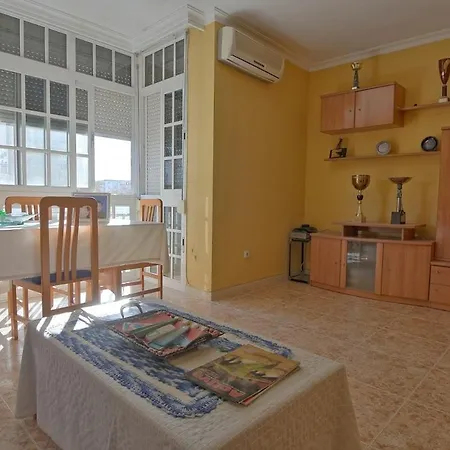 Habitación En Casa Compartida Huelva
